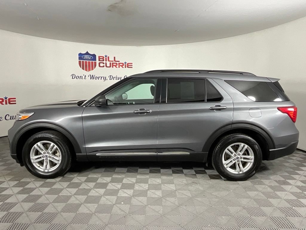 Certified 2022 Ford Explorer XLT RWD image 6