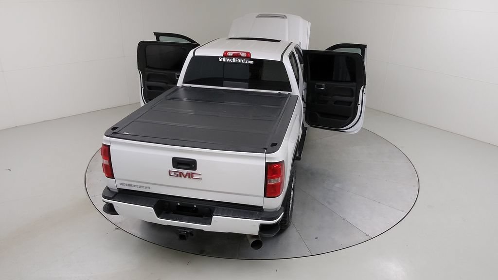 Used 2019 GMC Sierra 2500 Denali w/ Suspension Package, Off-Road AWD/4WD image 53