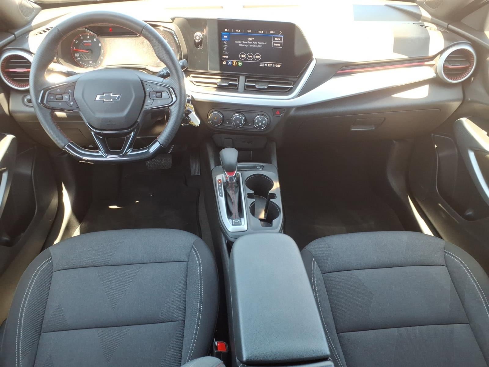 Used 2025 Chevrolet Trax RS w/ Driver Confidence Package FWD image 11