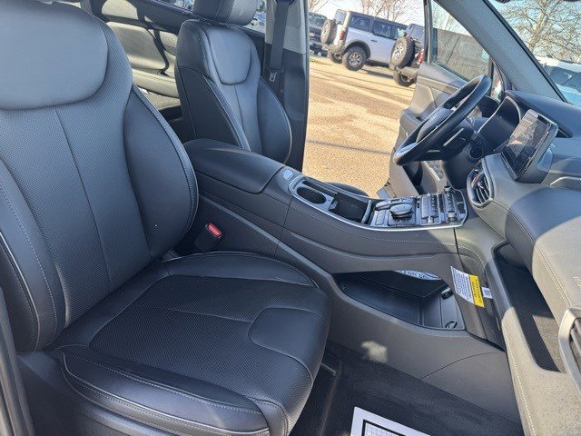 Used 2022 Hyundai Santa Fe Limited image 36