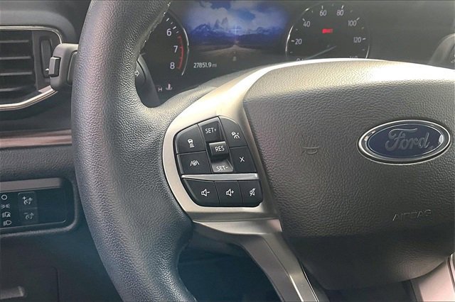 Certified 2022 Ford Explorer Limited w/ Hybrid Equipment Group 310A image 18