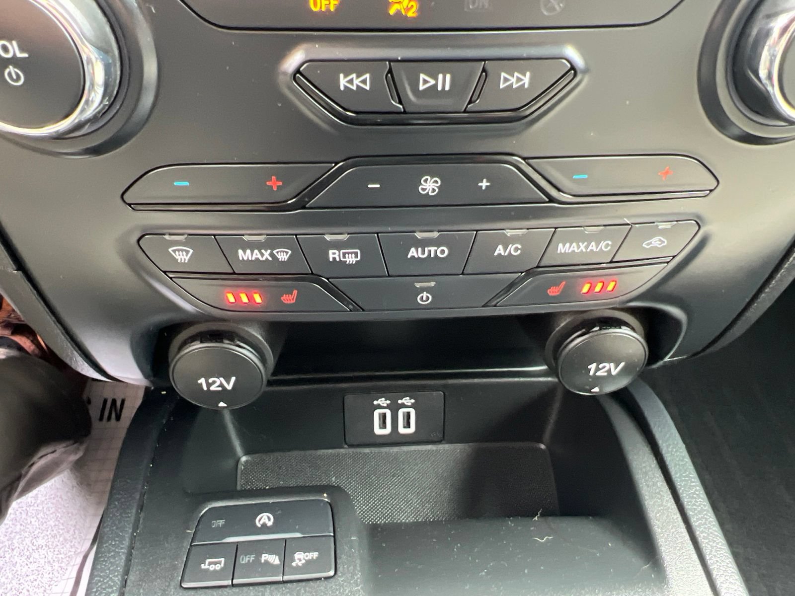 Certified 2022 Ford Ranger Lariat w/ Technology Package AWD/4WD image 23
