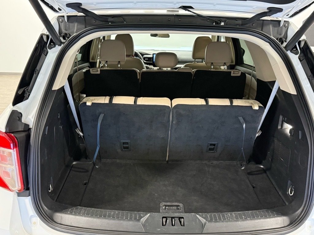 Certified 2024 Ford Explorer XLT w/ Equipment Group 202A image 16