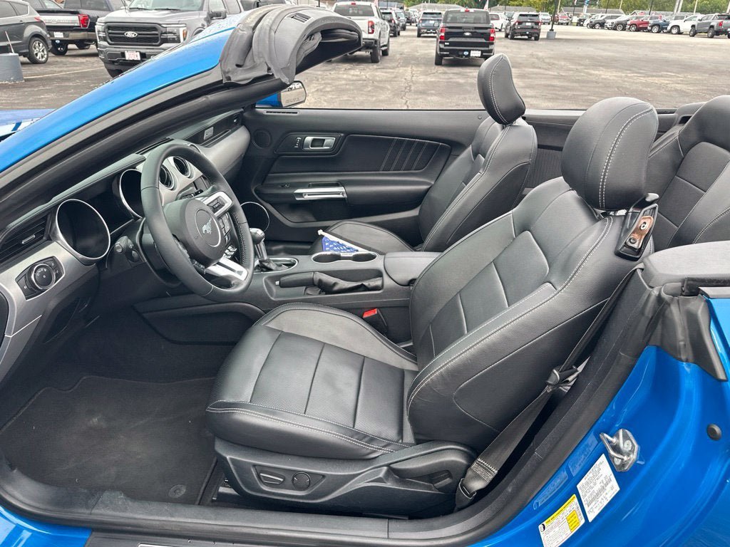 Certified 2021 Ford Mustang Premium RWD image 13