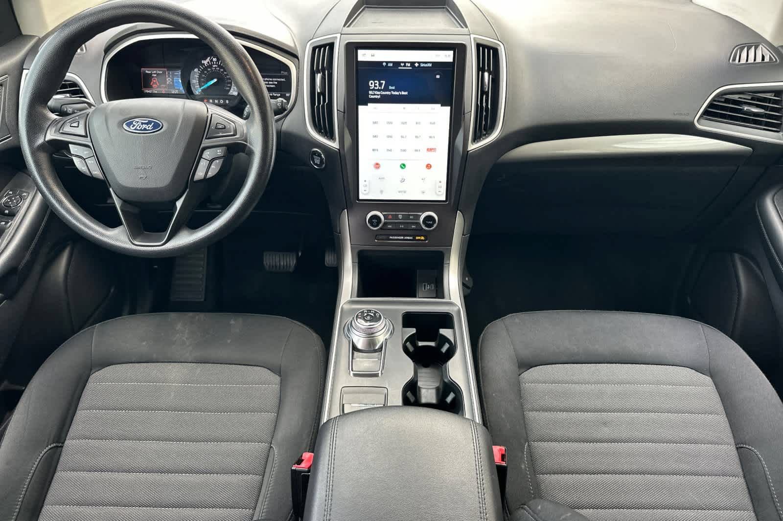 Certified 2021 Ford Edge SE FWD image 3