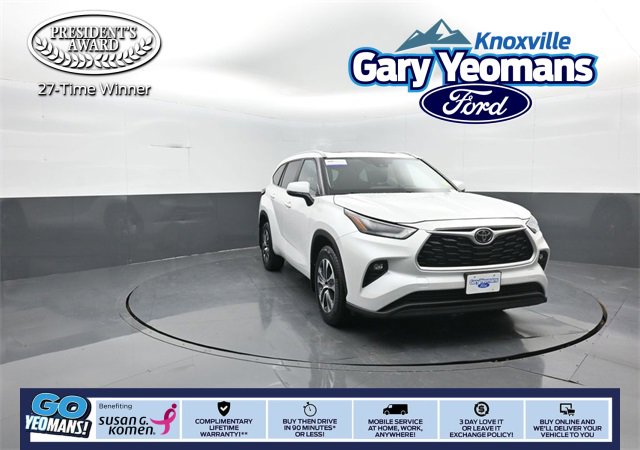 Used 2023 Toyota Highlander XLE image 1