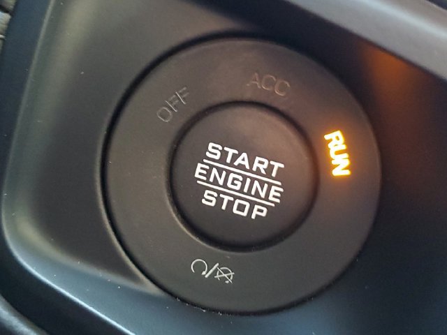 Used 2024 Jeep Wrangler Unlimited Sahara AWD/4WD image 13