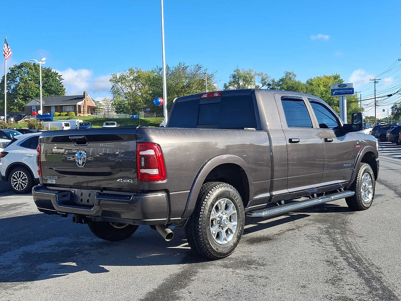 Used 2024 RAM 3500 Laramie w/ Safety Group AWD/4WD image 6