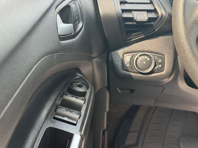 Certified 2018 Ford Escape SE AWD/4WD image 19