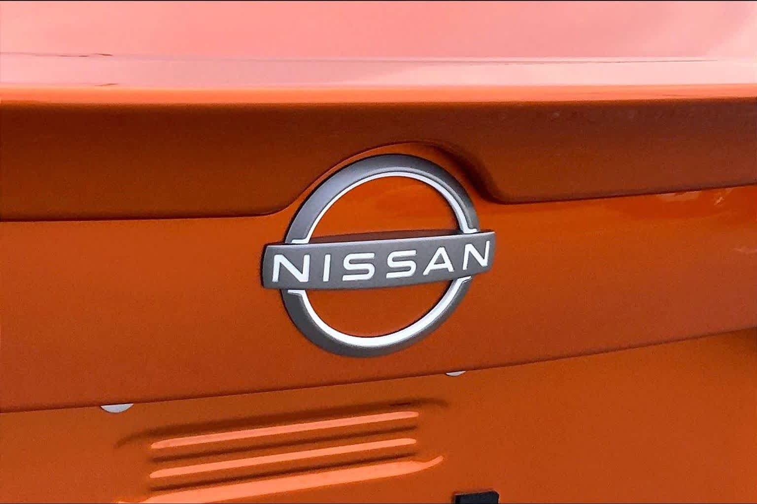 Used 2025 Nissan Sentra SR FWD image 10