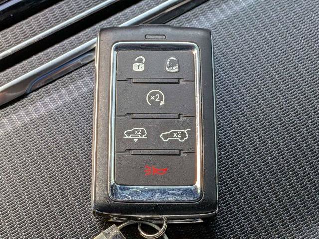 Used 2024 Jeep Grand Wagoneer Series II w/ Quick Order Packagew 28T AWD/4WD image 31
