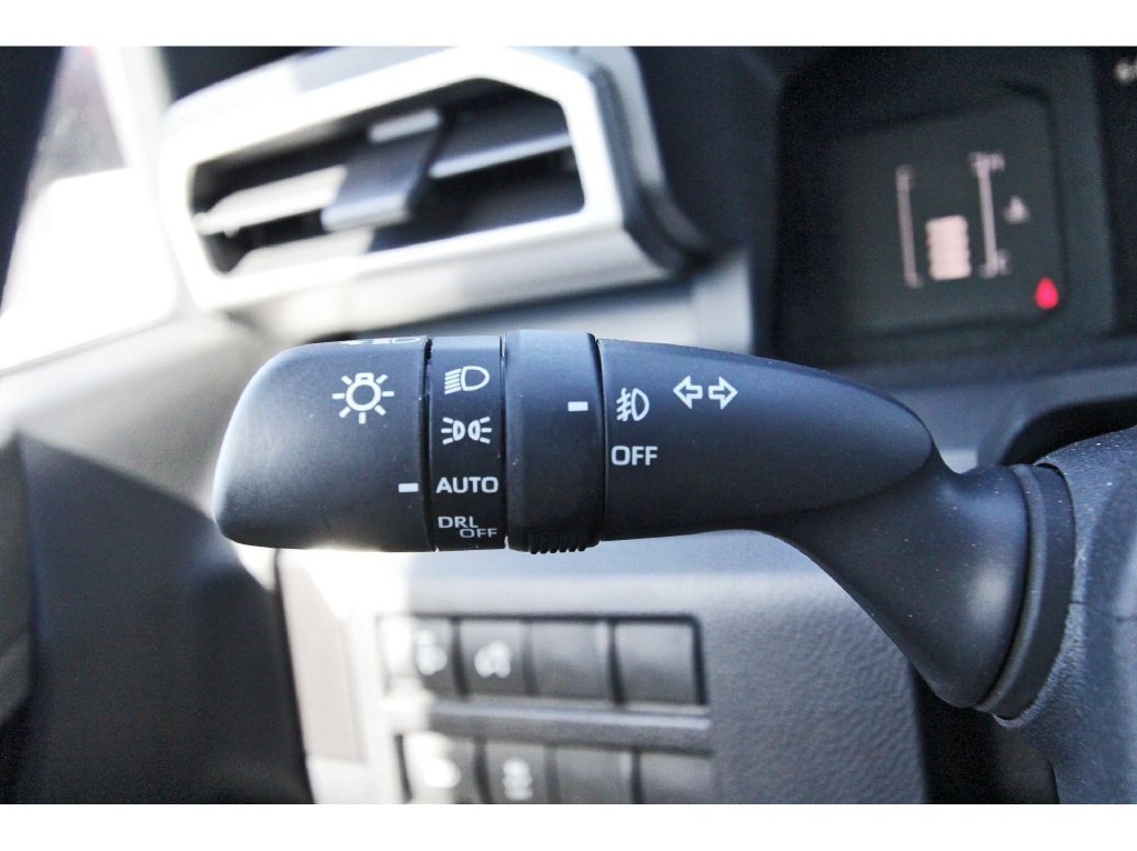 Used 2026 Toyota Tacoma SR5 AWD/4WD image 21