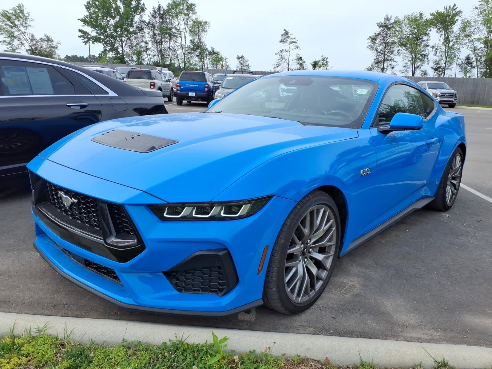 Certified 2024 Ford Mustang GT Premium RWD image 3