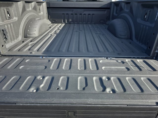 Certified 2022 Ford F350 Lariat w/ Tremor Off-Road Package image 28