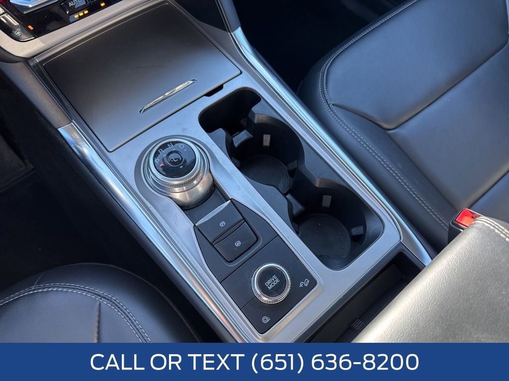 Certified 2022 Ford Explorer XLT w/ Equipment Group 202A image 15