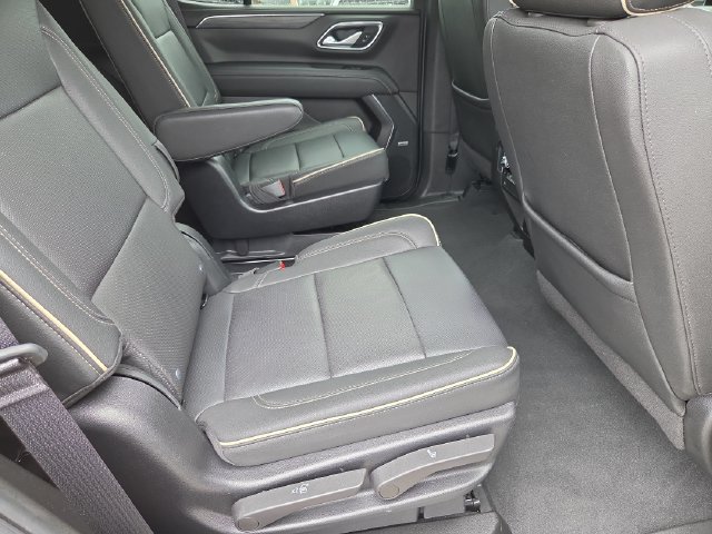 Used 2022 GMC Yukon SLT w/ SLT Premium Package AWD/4WD image 30