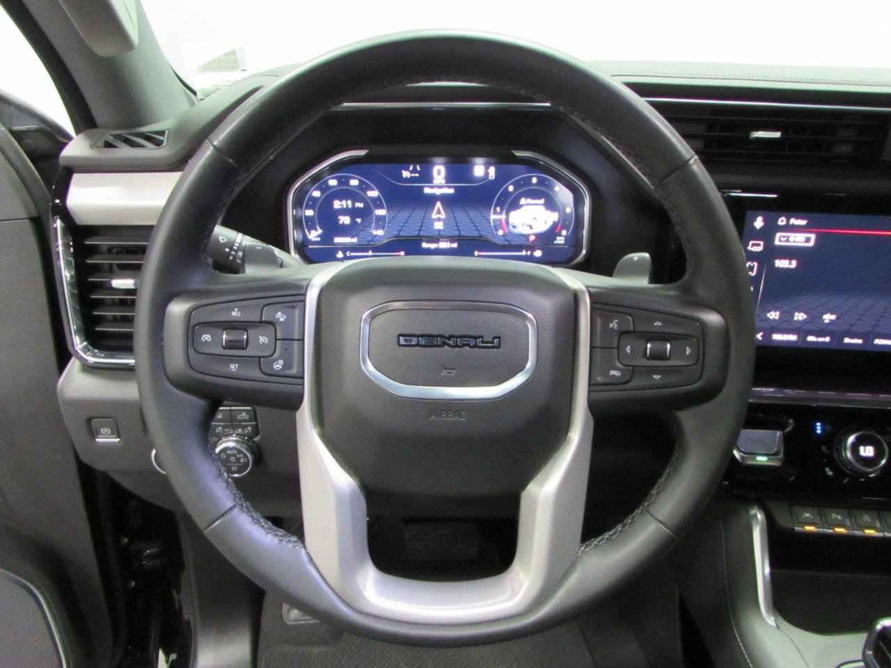 Used 2023 GMC Sierra 1500 Denali w/ Denali Reserve Package AWD/4WD image 24