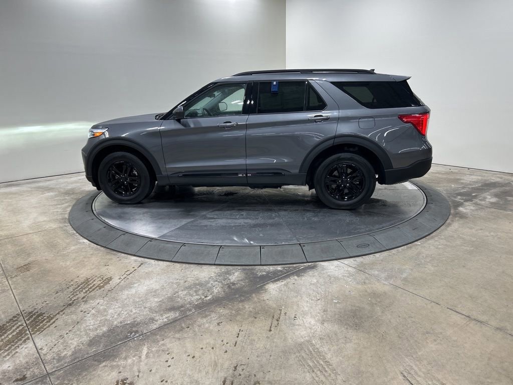 Certified 2023 Ford Explorer XLT w/ Equipment Group 202A image 2