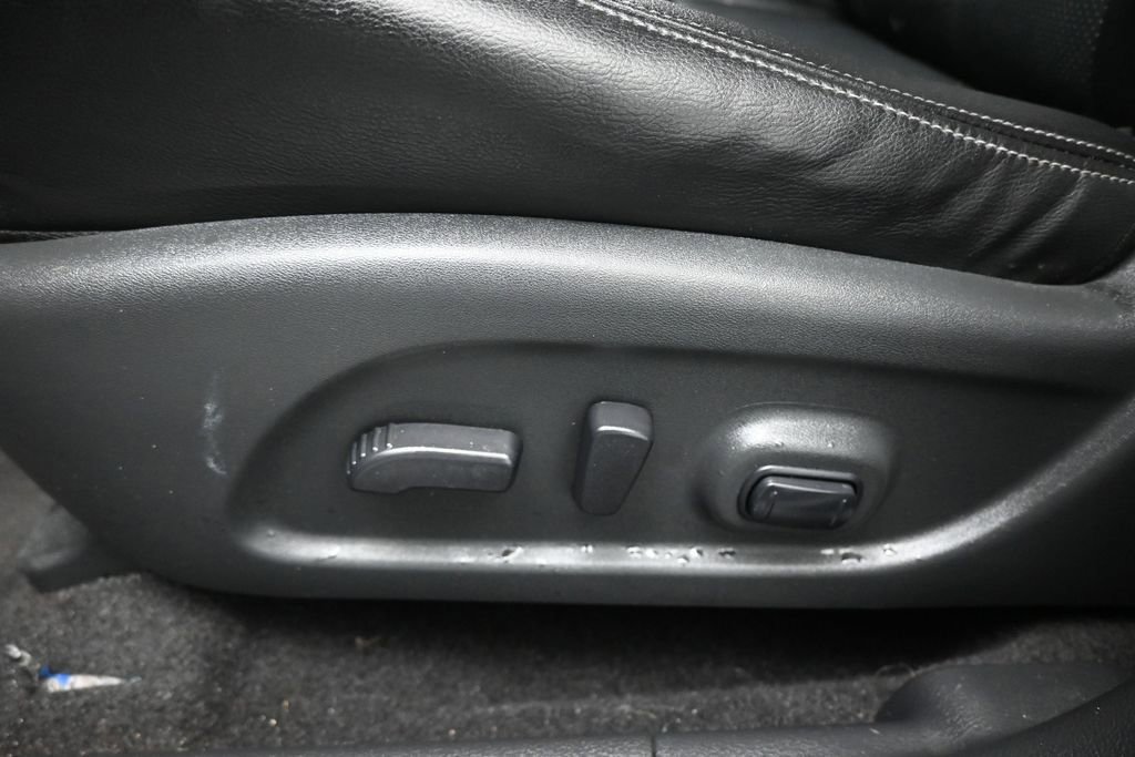 Used 2017 Nissan Murano Platinum w/ Platinum Technology Package FWD image 10