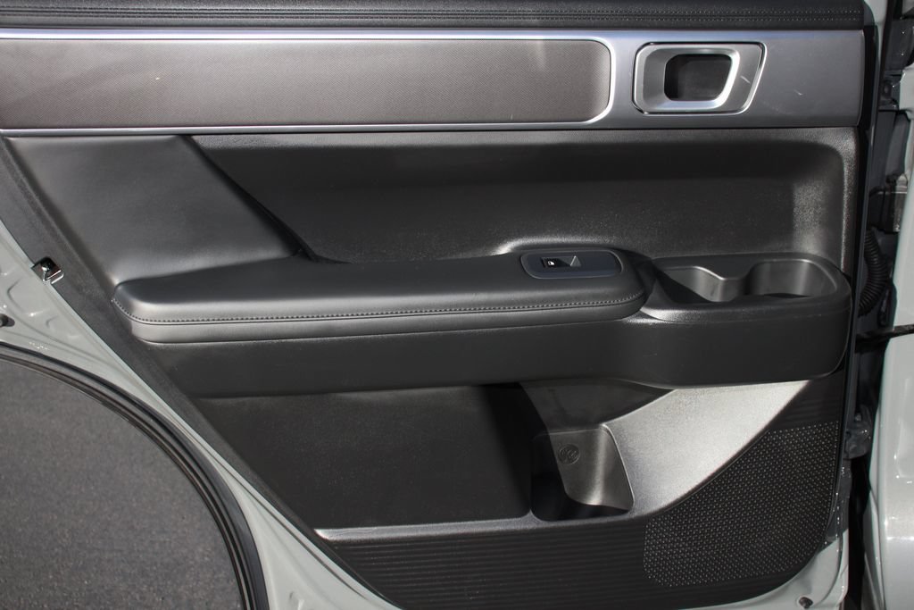 Used 2025 Hyundai Santa Fe SEL FWD image 21