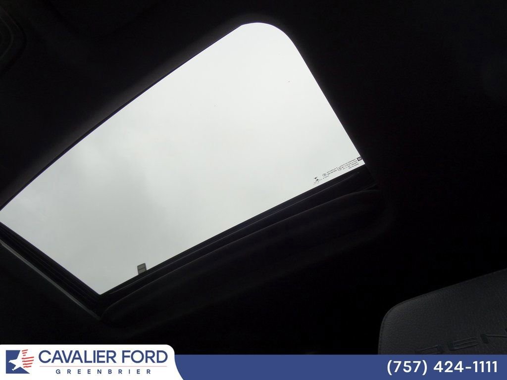 Used 2023 GMC Sierra 3500 Denali image 12