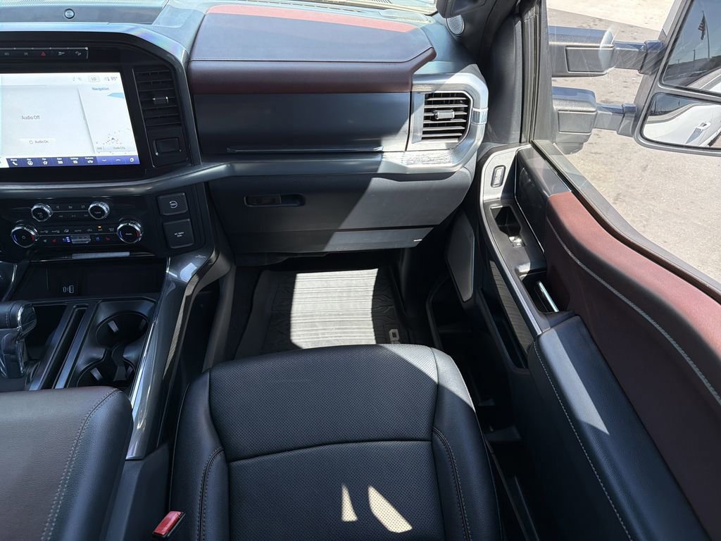 Certified 2022 Ford F150 Lariat w/ Equipment Group 502A High image 14