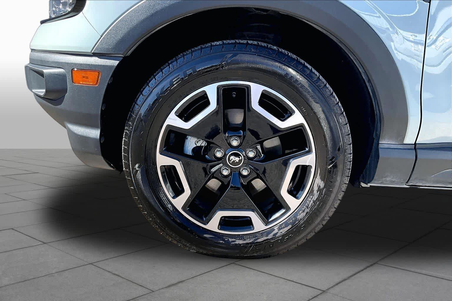 Certified 2021 Ford Bronco Sport Outer Banks AWD/4WD image 11