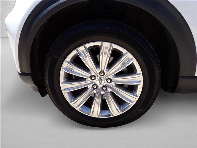 Certified 2023 Ford Explorer Limited w/ Limited Technology Package AWD/4WD image 7