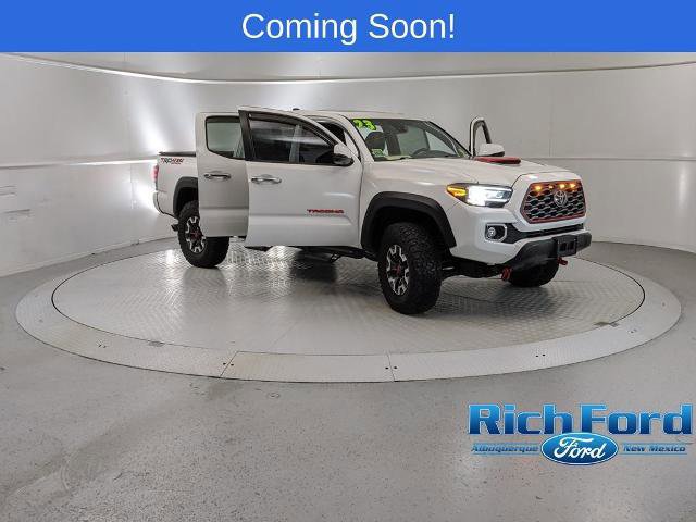 Used 2023 Toyota Tacoma TRD Off-Road w/ TRD Premium Off Road Package image 8