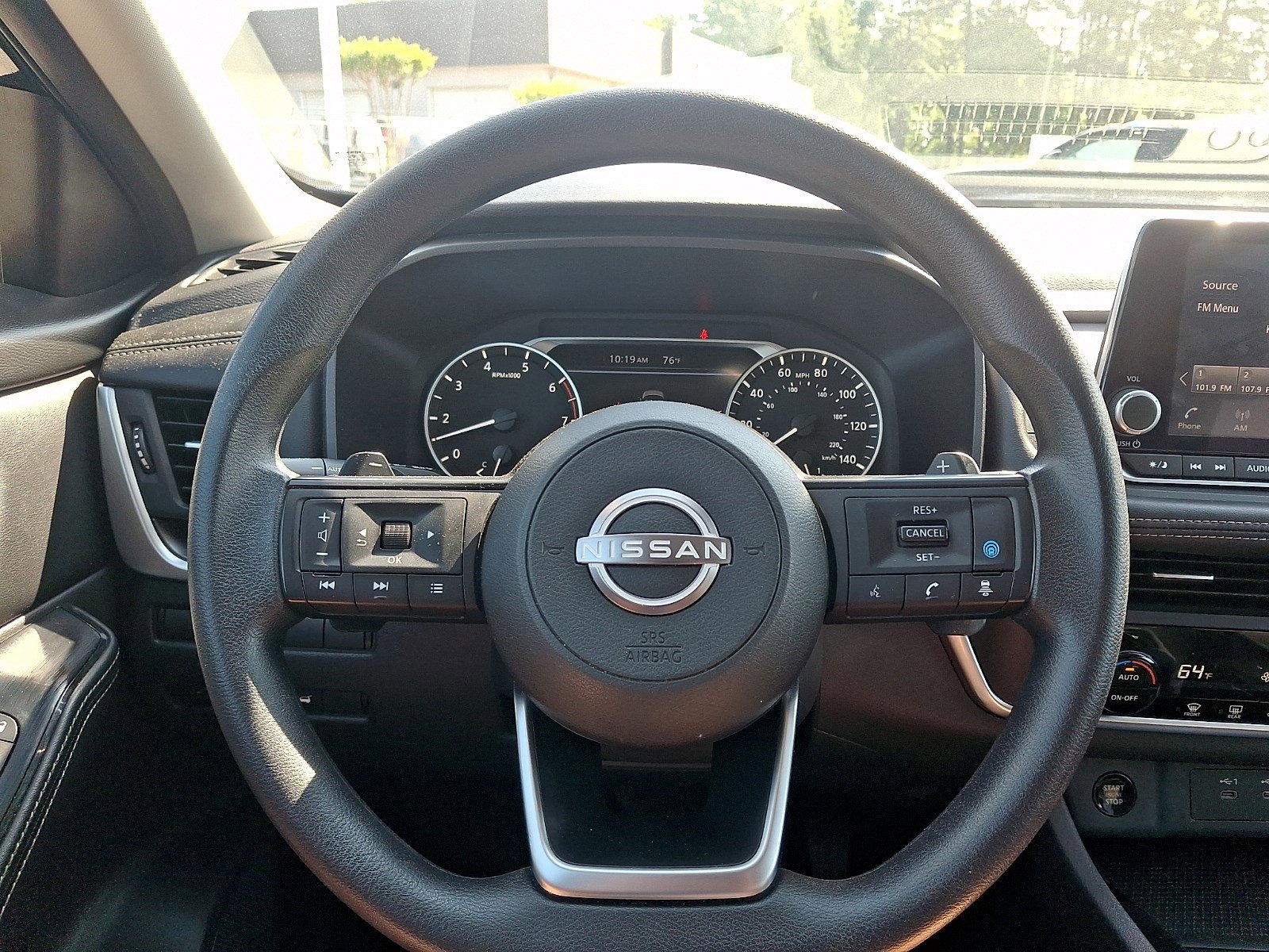 Used 2024 Nissan Rogue SV FWD image 18