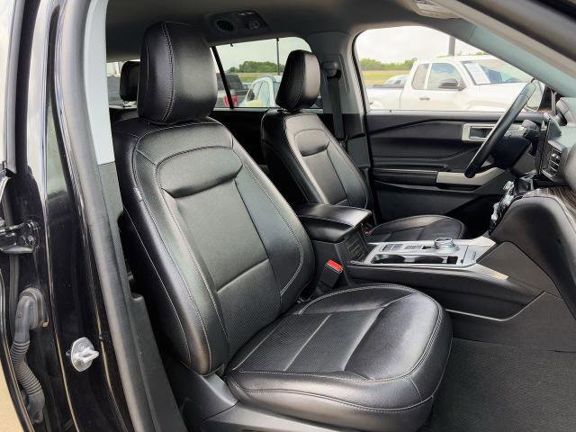 Certified 2023 Ford Explorer Limited w/ Equipment Group 301A image 30