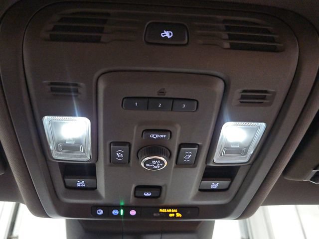 Used 2021 Cadillac Escalade ESV Sport w/ Driver Assist Tech Package AWD/4WD image 33