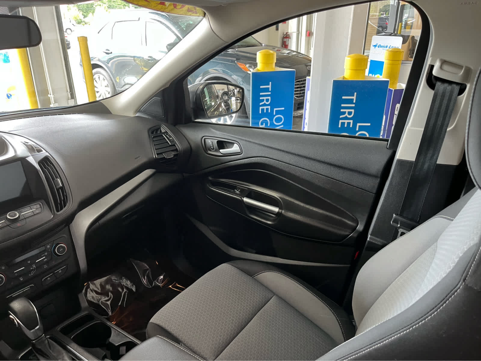 Certified 2019 Ford Escape SE AWD/4WD image 13