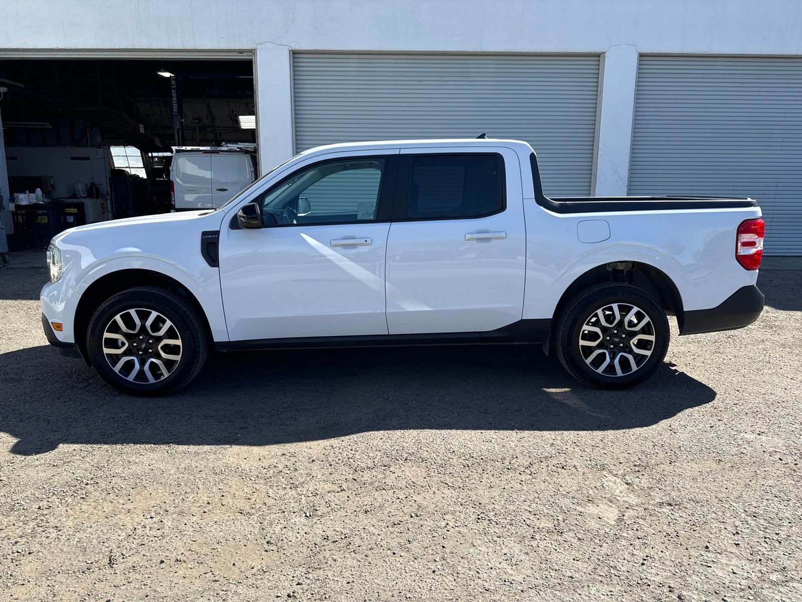 Certified 2024 Ford Maverick Lariat image 6