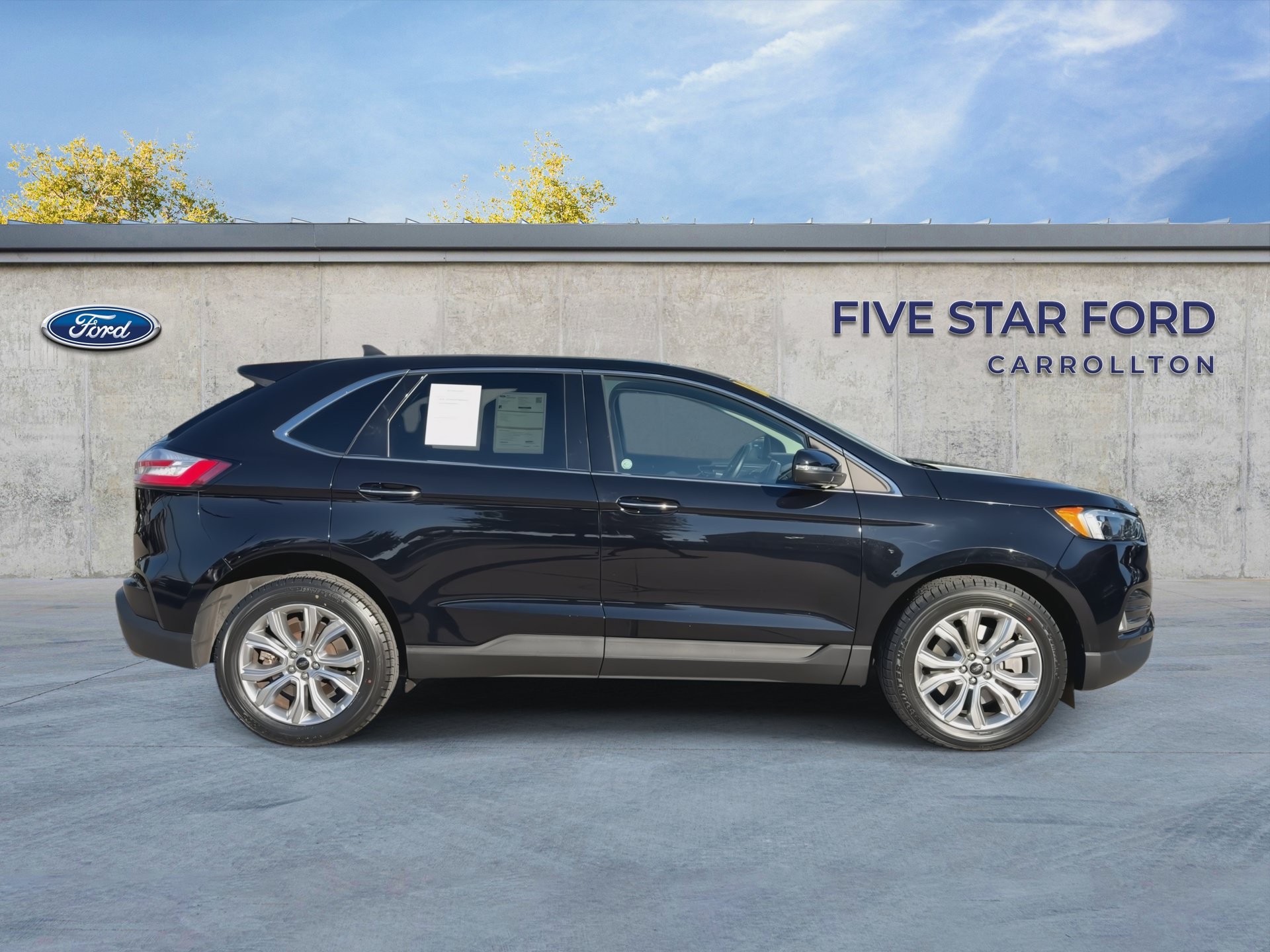 Certified 2024 Ford Edge Titanium AWD/4WD image 9