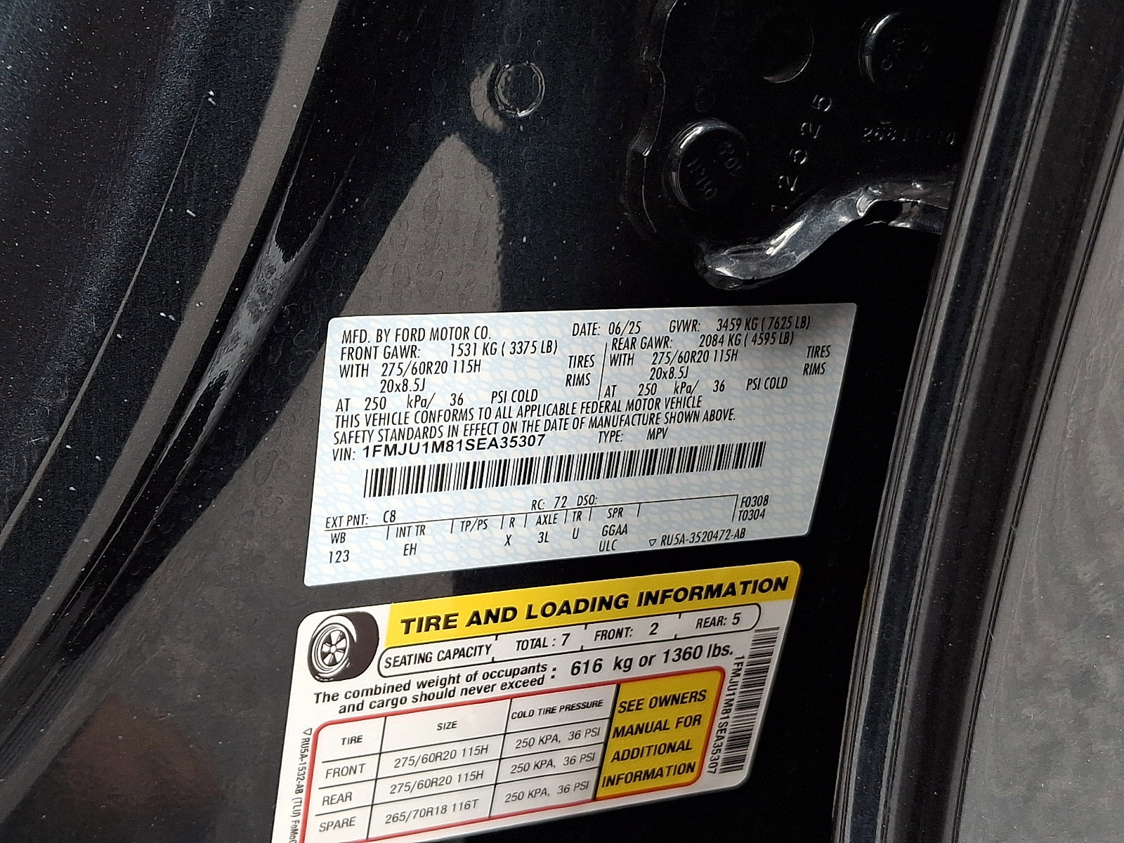 Certified 2025 Ford Expedition Platinum image 27