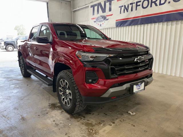 Used 2023 Chevrolet Colorado Z71 w/ Z71 Convenience Package 2 AWD/4WD image 2