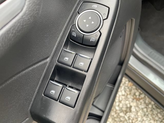 Certified 2025 Ford Escape Platinum AWD/4WD image 29