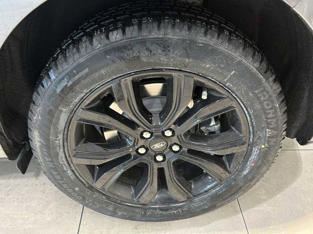 Certified 2024 Ford Edge SE w/ Black Appearance Package image 30