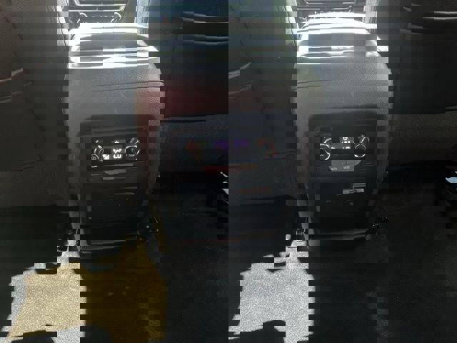 Used 2024 Chevrolet Traverse LT w/ Midnight/Sport Edition image 14