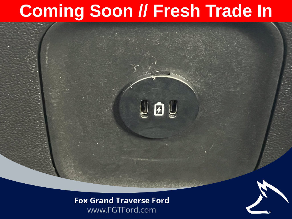Certified 2025 Ford Escape ST-Line Select AWD/4WD image 32