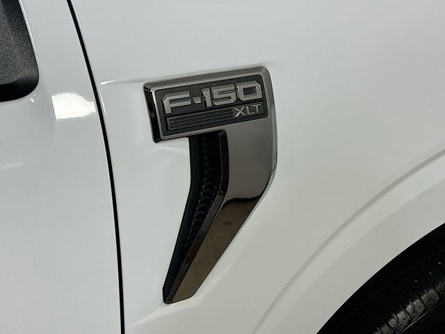 Certified 2022 Ford F150 XLT w/ Equipment Group 302A High image 11