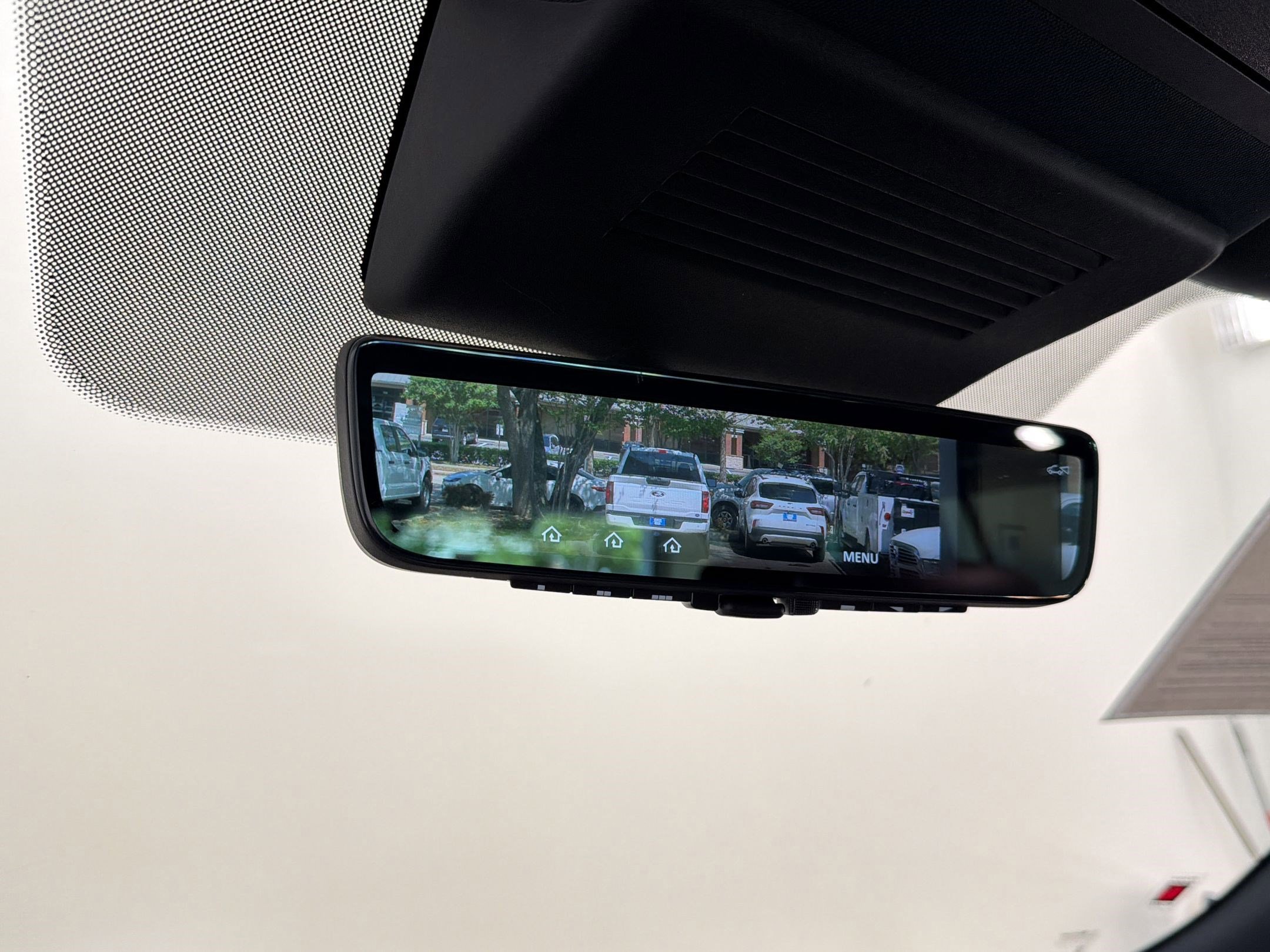 Used 2023 Nissan Armada Platinum w/ Captain's Chairs Package image 19