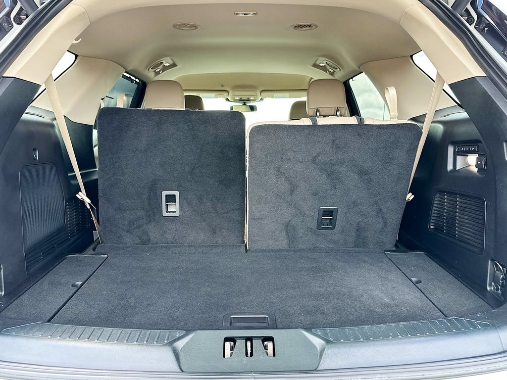 Certified 2020 Ford Explorer Limited RWD image 16