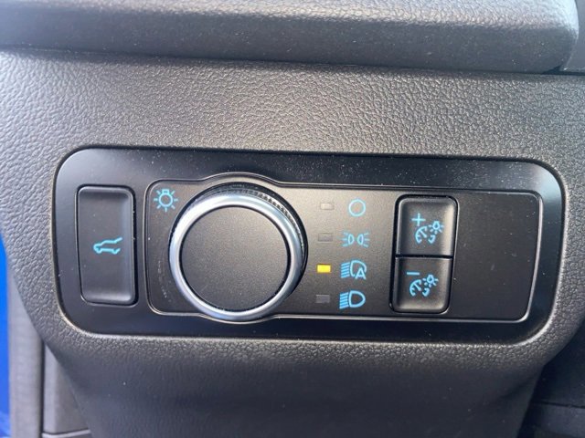 Certified 2022 Ford Escape SE w/ SE Sport Appearance Package image 16