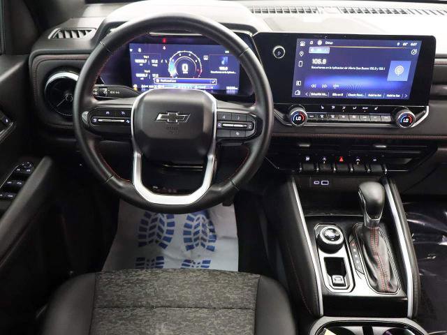 Used 2024 Chevrolet Colorado Z71 w/ Z71 Convenience Package 2 image 24