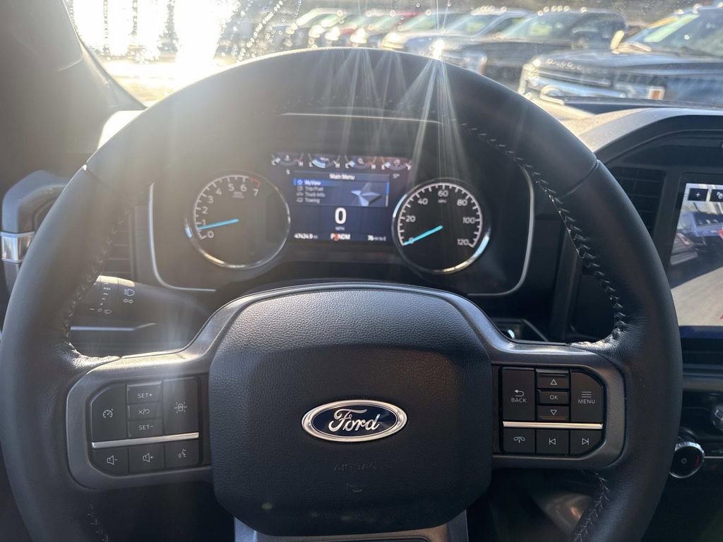 Certified 2022 Ford F150 XLT w/ Equipment Group 302A High image 28