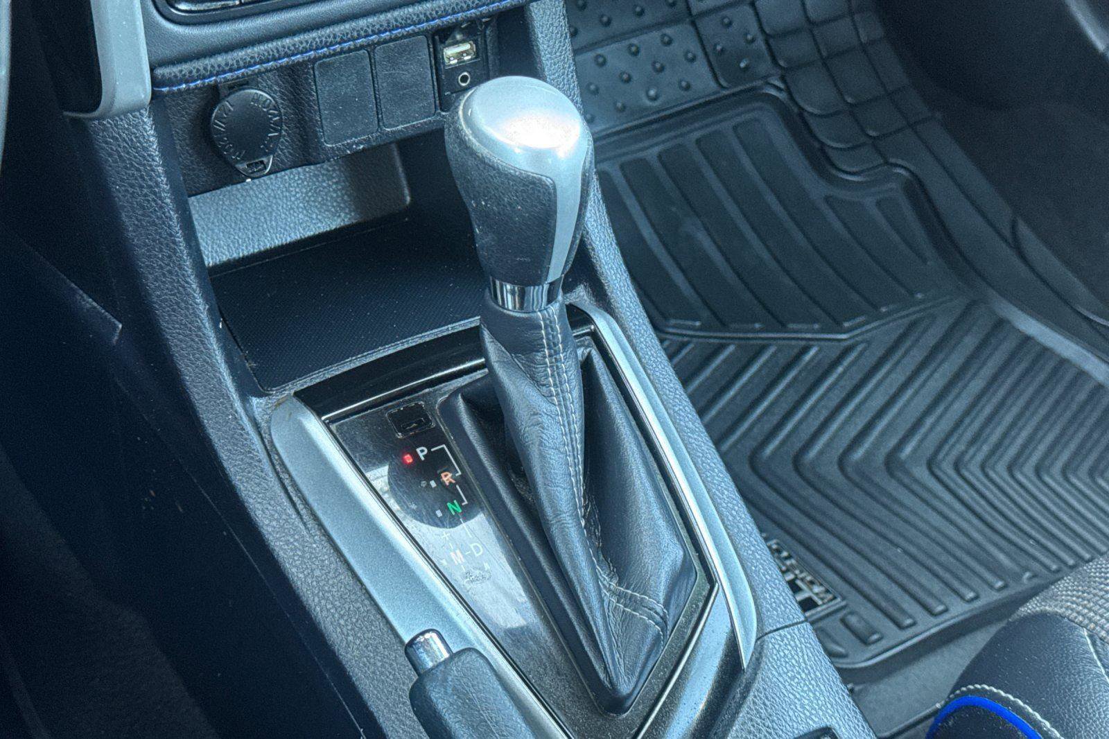 Used 2017 Toyota Corolla SE image 16