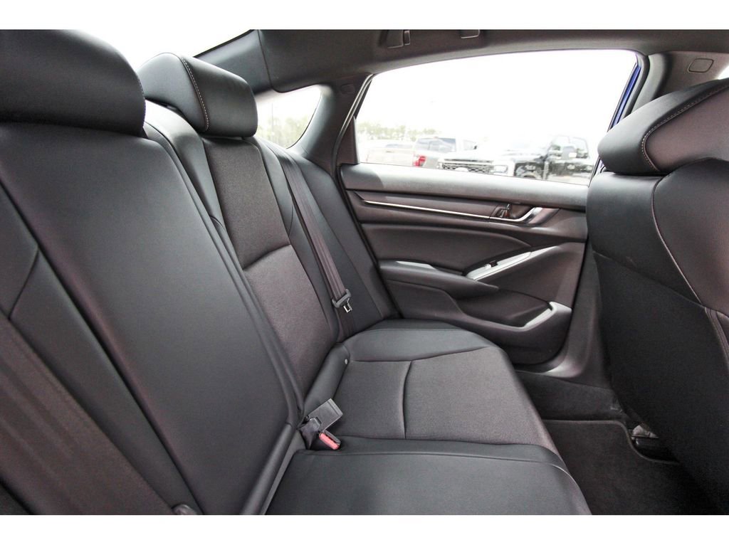 Used 2022 Honda Accord Sport image 14