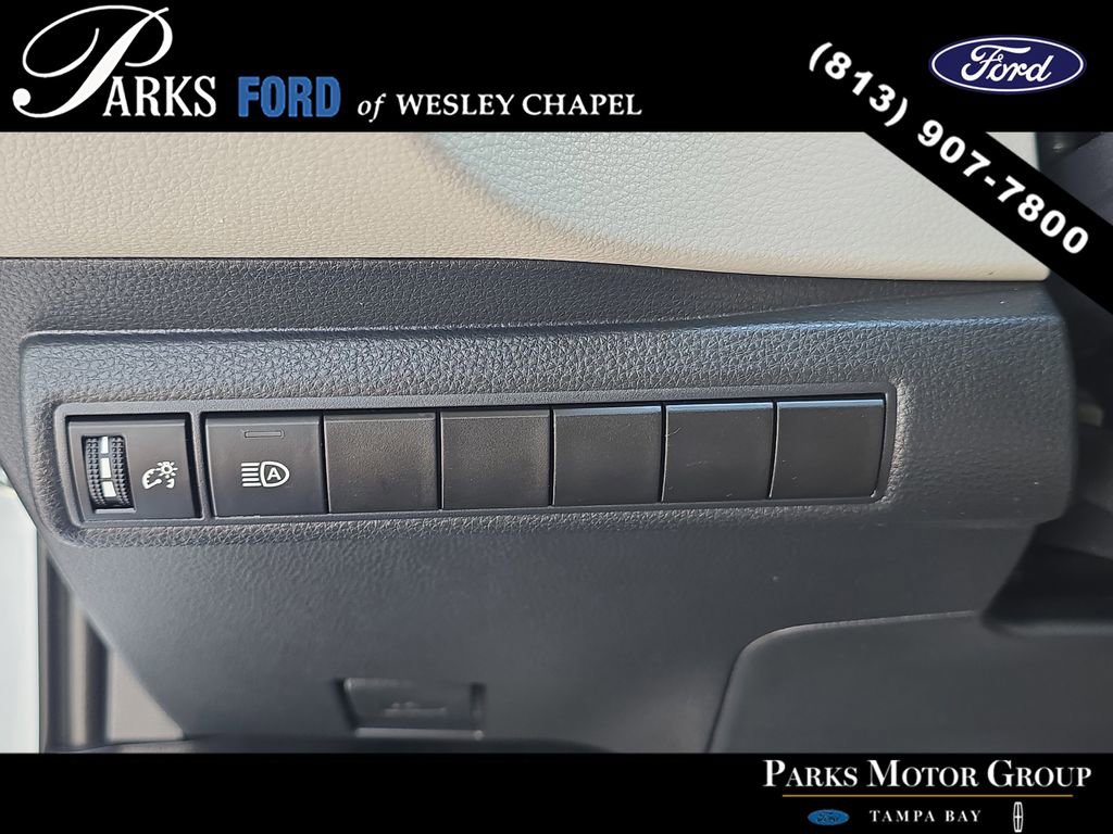 Used 2022 Toyota Corolla LE FWD image 24